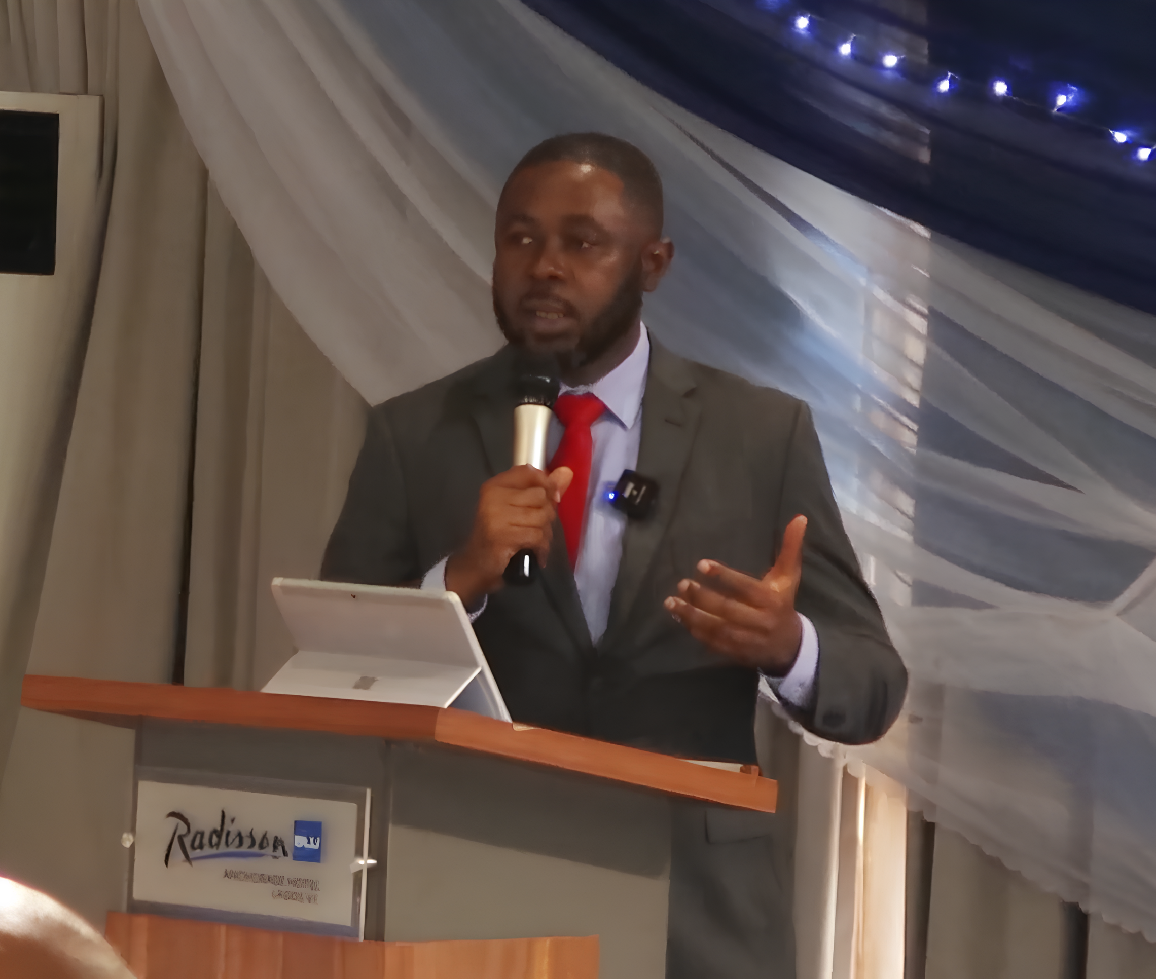 Adekunle Jinadu